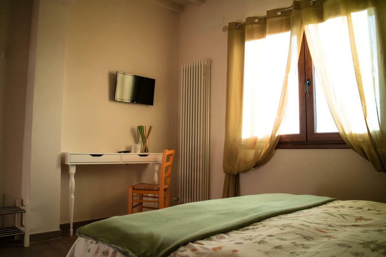 Il Marrondindo Bed & Breakfast Galliano Екстериор снимка